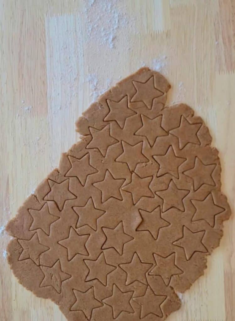 peanut butter cookie dough for dog cookies