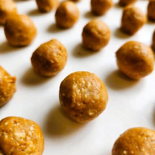 homemade dog pill pockets peanut butter oat flour soft treats for dogs on medication